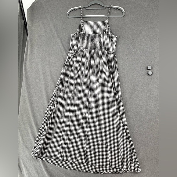 Old Navy Gingham Midi Dress Women Medium Black White Cami Sundress Pockets - Picture 4 of 8